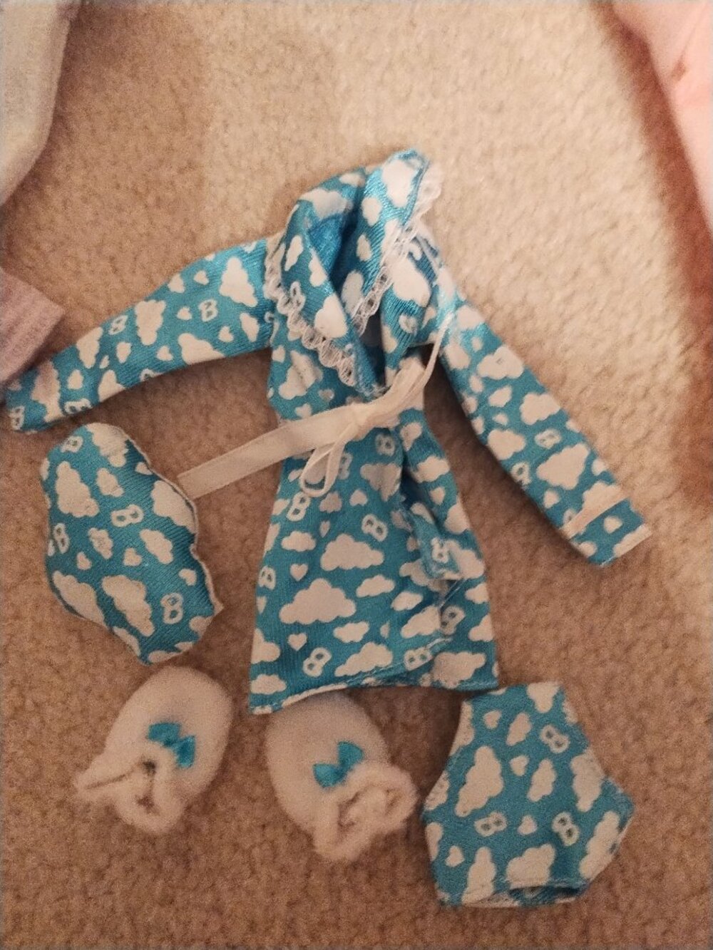 Barbie Bath Robe and PJs - Picture 3 of 4